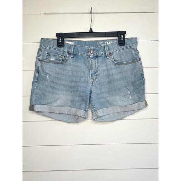 Gap Sexy Boyfriend Destructed Light Wash Distressed Cuffed Shorts Size 28 - Picture 2 of 12